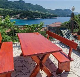 1 Bedroom Villa with Pool and Sea View in Trstenik, Peljesac Peninsula, sleeps 2-6