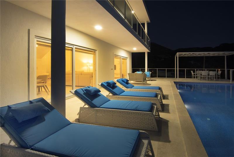 Sea-view villa in Kalkan, photograph 24