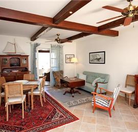 4 Bedroom Villa in Lumbarda on Korcula Island, Sleeps 6