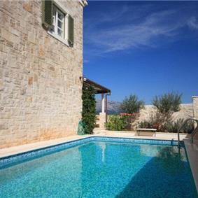 3 Bedroom Stone villa with Pool, Korcula, Sleeps 8