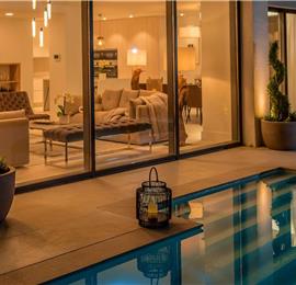 Luxury 4 Bedroom Beachfront Villa with Infinity Pool near Korcula Town, Korcula, sleeps 8