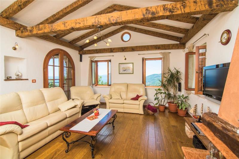 Sea-view villa in Icici, photograph 8