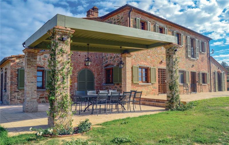 Villa in Tuscany, photograph 2