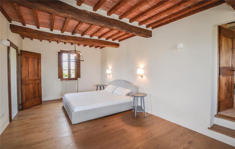 Villa in Tuscany, photograph 11
