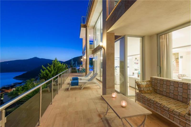 Sea-view villa in Kalkan, photograph 18