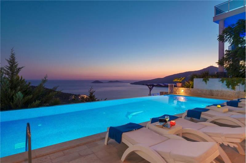 Sea-view villa in Kalkan, photograph 22