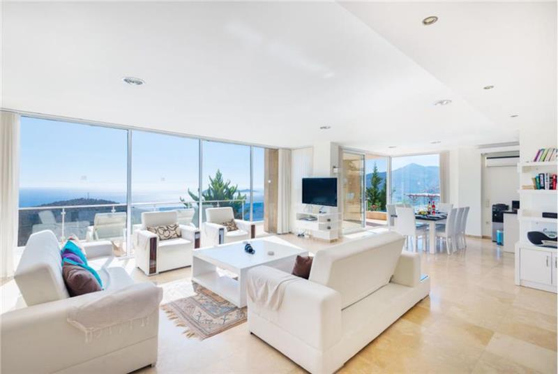 Sea-view villa in Kalkan, photograph 5