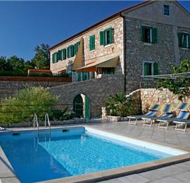 3 bedroom Villa with pool near Crikvenica, Sleeps 6