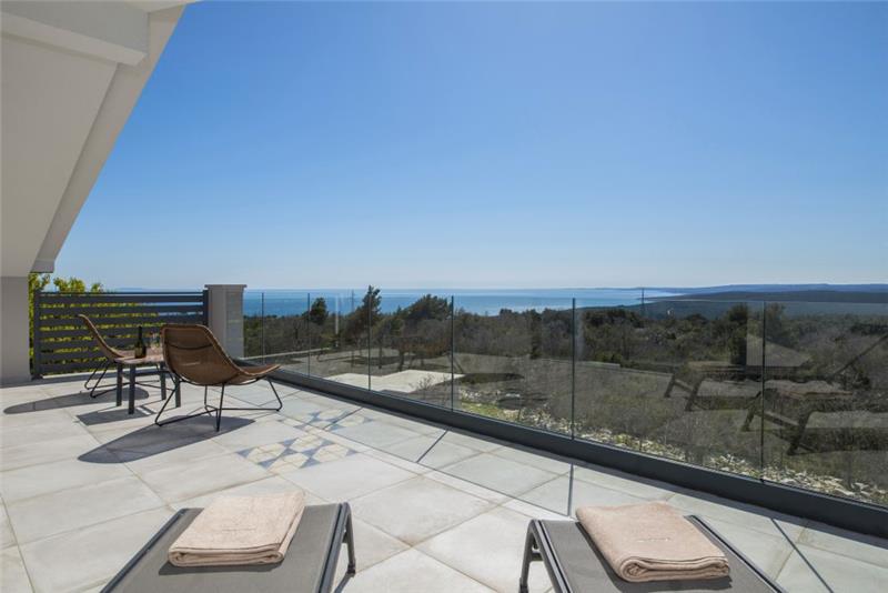 Sea-view villa in Labin, photograph 26