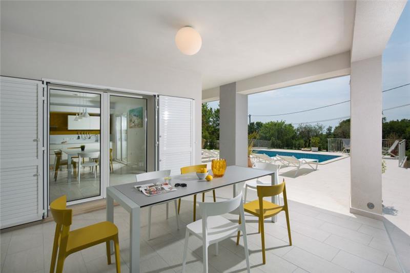 Sea-view villa in Labin, photograph 19