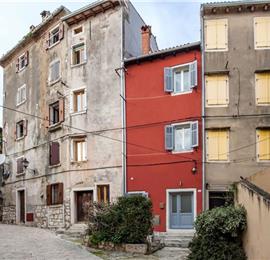 2 Bedroom Townhouse with Terrace in Rovinj, Sleeps 4-6