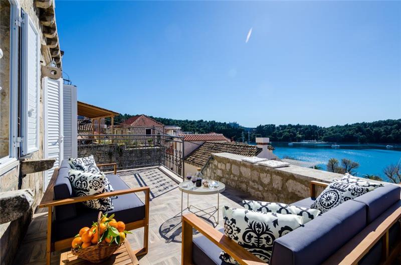 5 Bedroom Villa with Plunge Pool in Cavtat Old Town, Sleeps 10