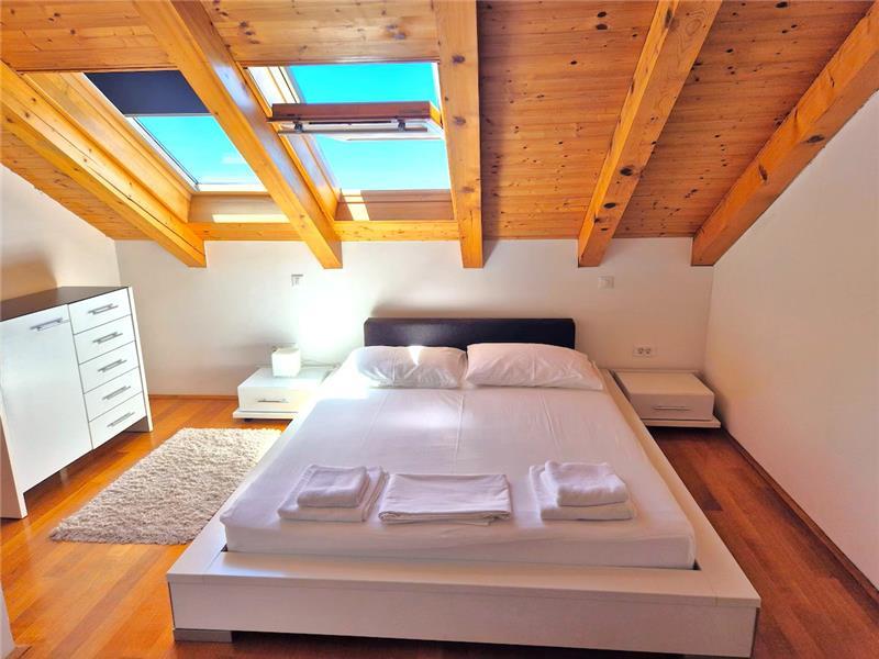 Sea-view villa in Cavtat, photograph 12