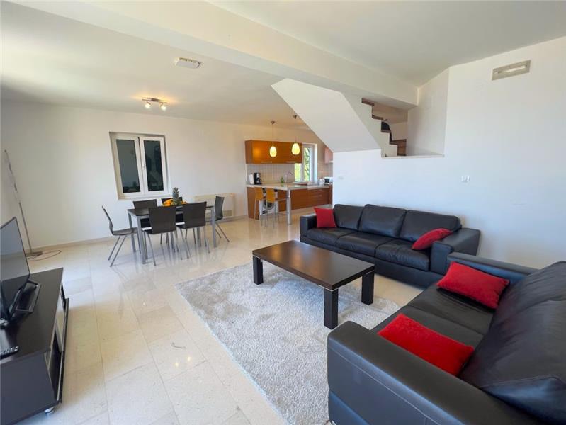 Sea-view villa in Cavtat, photograph 7