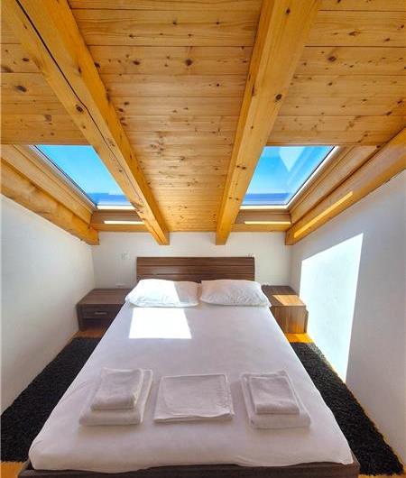 9 Bedroom Villa with Pool and Sea Views in Cavtat, sleeps 18