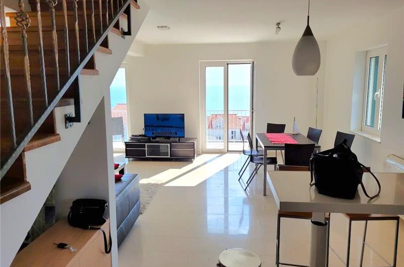 9 Bedroom Villa with Pool and Sea Views in Cavtat, sleeps 18