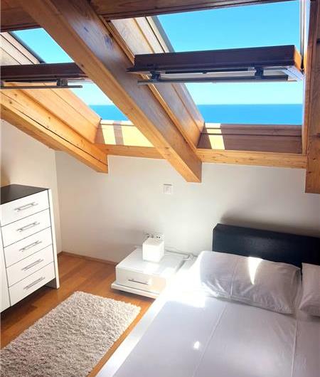 9 Bedroom Villa with Pool and Sea Views in Cavtat, sleeps 18