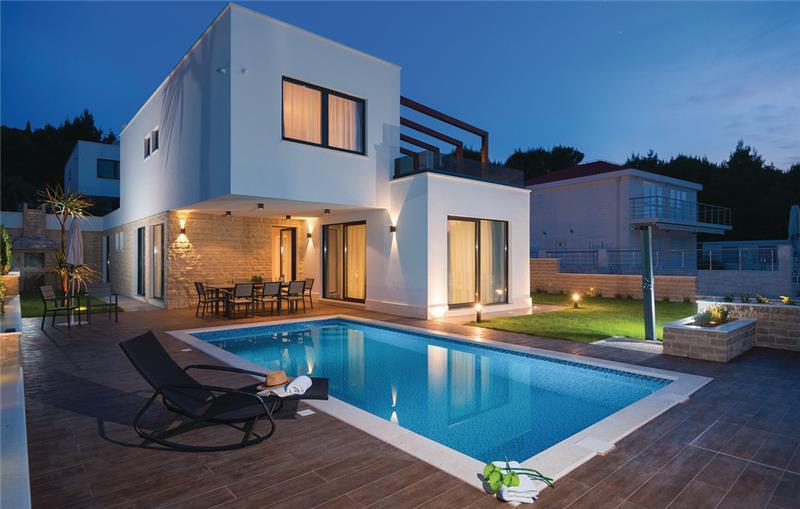 6 Bedroom Beachfront Villa with Indoor and Outdoor Pools on Ciovo Island near Split, Sleeps 11
