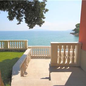 3 Bedroom Luxury Beachfront Villa with Heated Pool in Opatija, sleeps 6