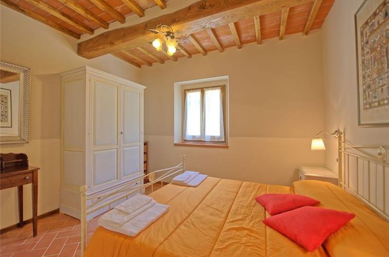 7 Bedroom Villa with Pool near Loro Ciuffenna in Tuscany, Sleeps 14