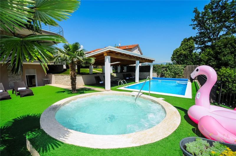 5 Bedroom Villa with Pool near Opatija, Sleeps 10