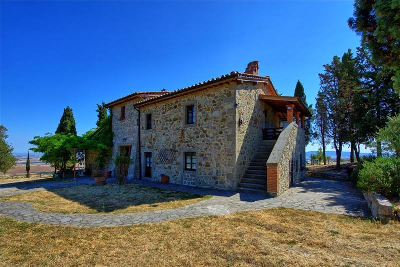 Villa in Tuscany, photograph 1