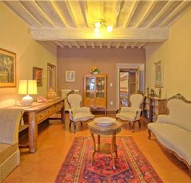 8 Bedroom Villa with Pool near Certaldo, Tuscany, Sleeps 14 - 15