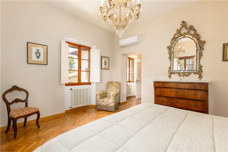 Villa in Tuscany, photograph 30