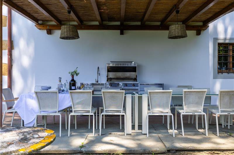 8 Bedroom Villa with Pool near Certaldo, Tuscany, Sleeps 14 - 15