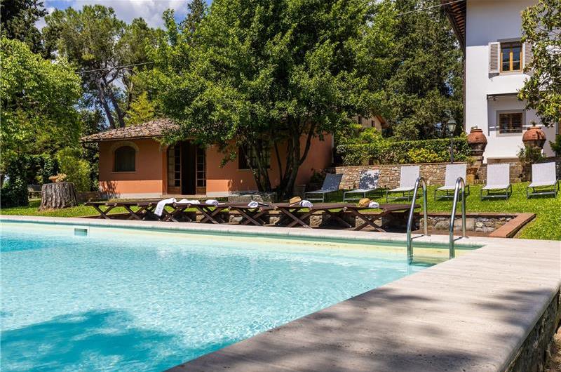 8 Bedroom Villa with Pool near Certaldo, Tuscany, Sleeps 14 - 15