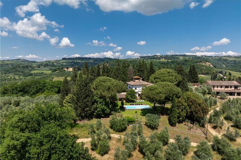 8 Bedroom Villa with Pool near Certaldo, Tuscany, Sleeps 14 - 15