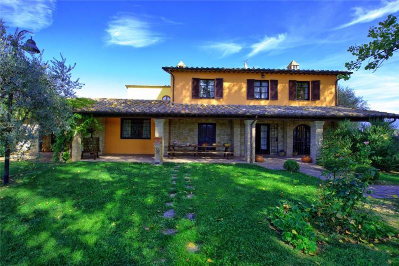 Villa in Umbria, photograph 1