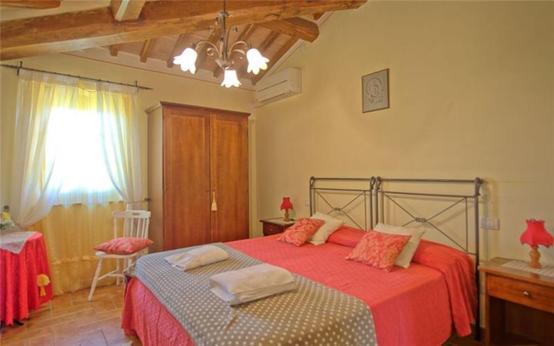Villa in Tuscany, photograph 22