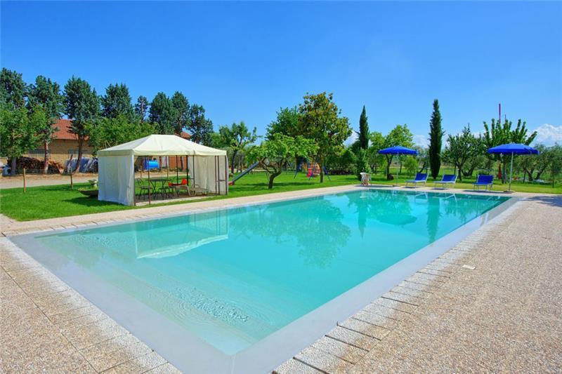 Villa in Tuscany, photograph 2