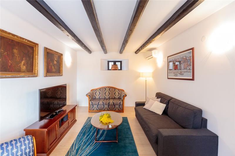 Sea-view villa in Orasac, photograph 12