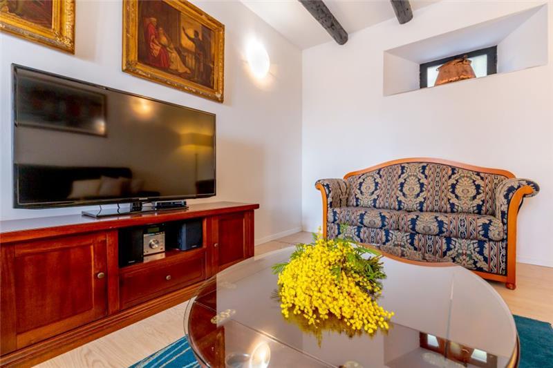 Sea-view villa in Orasac, photograph 13