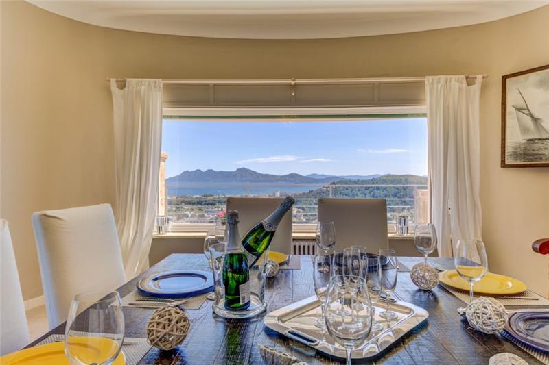 Sea-view villa in Mallorca, photograph 10