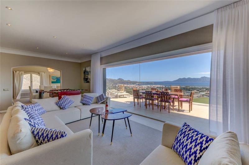 Sea-view villa in Mallorca, photograph 4