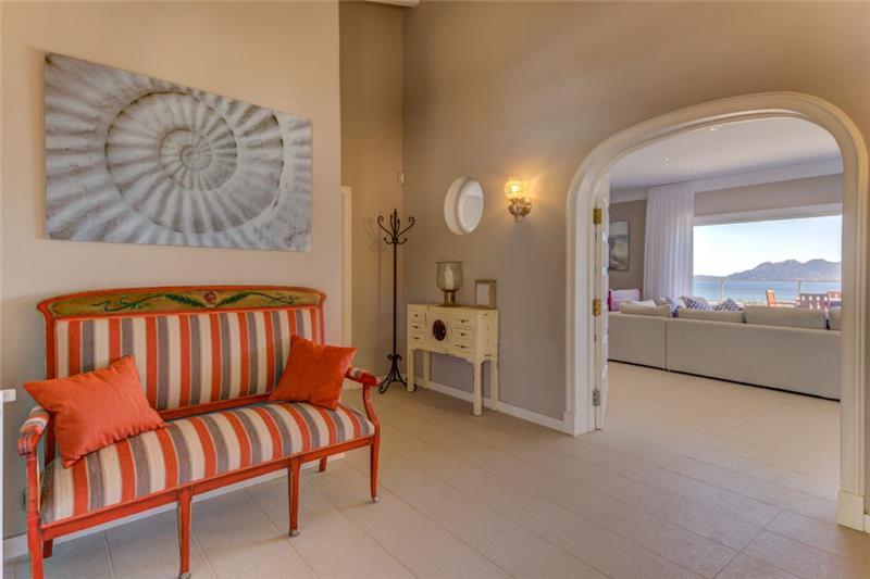 Sea-view villa in Mallorca, photograph 12