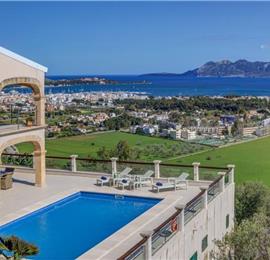 4 Bedroom Villa with Pool near Port de Pollensa, Sleeps 8