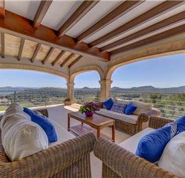 4 Bedroom Villa with Pool near Port de Pollensa, Sleeps 8