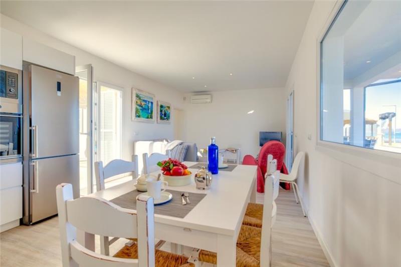 Sea-view villa in Mallorca, photograph 4
