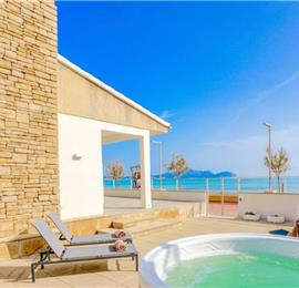 4 Bedroom Seafront Villa in Can Picafort, Sleeps 8