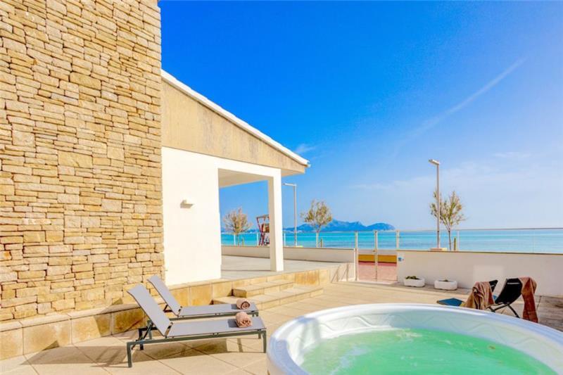 Sea-view villa in Mallorca, photograph 12