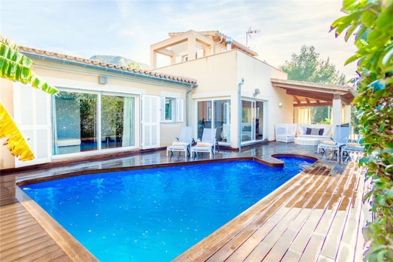 Villa in Mallorca, photograph 1
