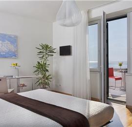 5 Bedroom Villa with Pool and Sea Views in Dubrovnik City, sleeps 10-13