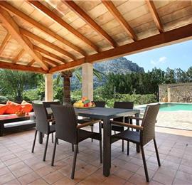 2 Bedroom Villa with Pool in Pollensa, Sleeps 4