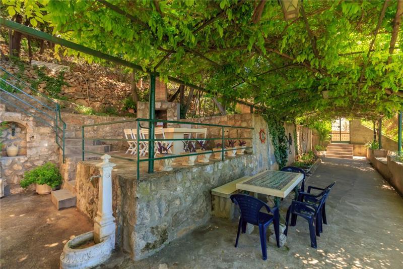 Sea-view villa in Dubrovnik, photograph 6