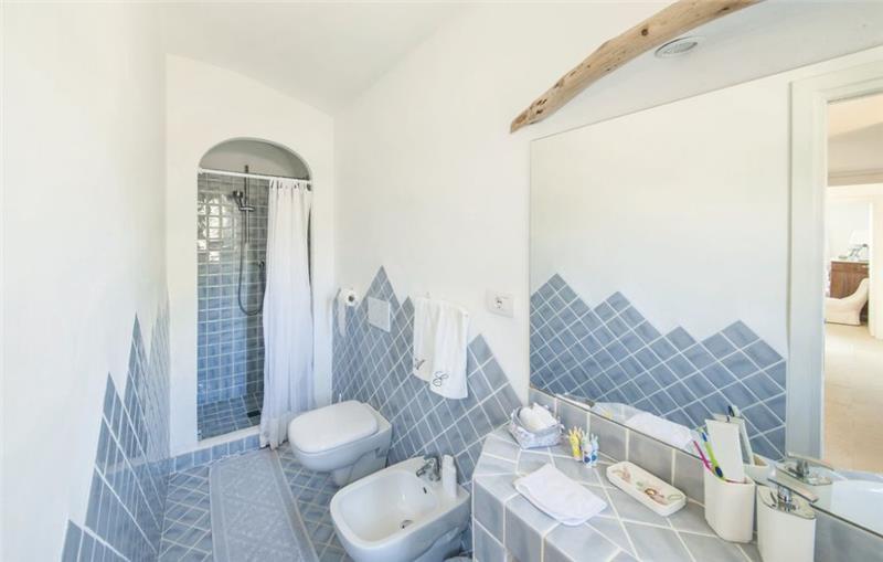 Sea-view villa in Sardinia, photograph 21