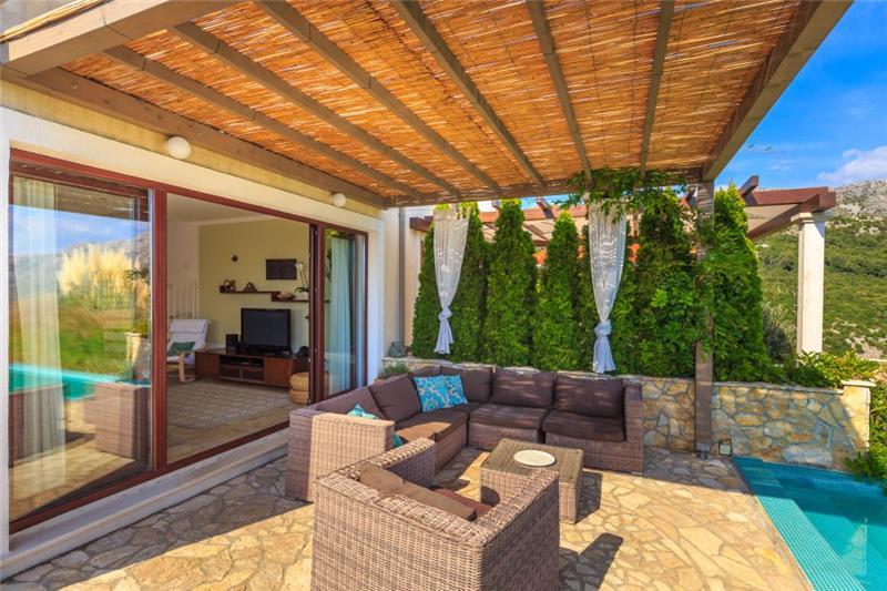 Sea-view villa in Mokosica, photograph 6